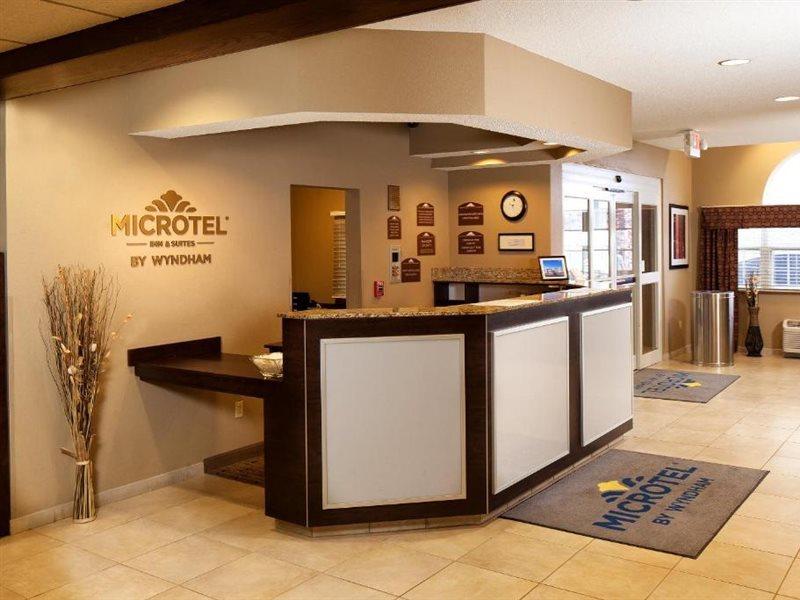 Microtel Inn & Suites - St Clairsville St. Clairsville Bagian luar foto